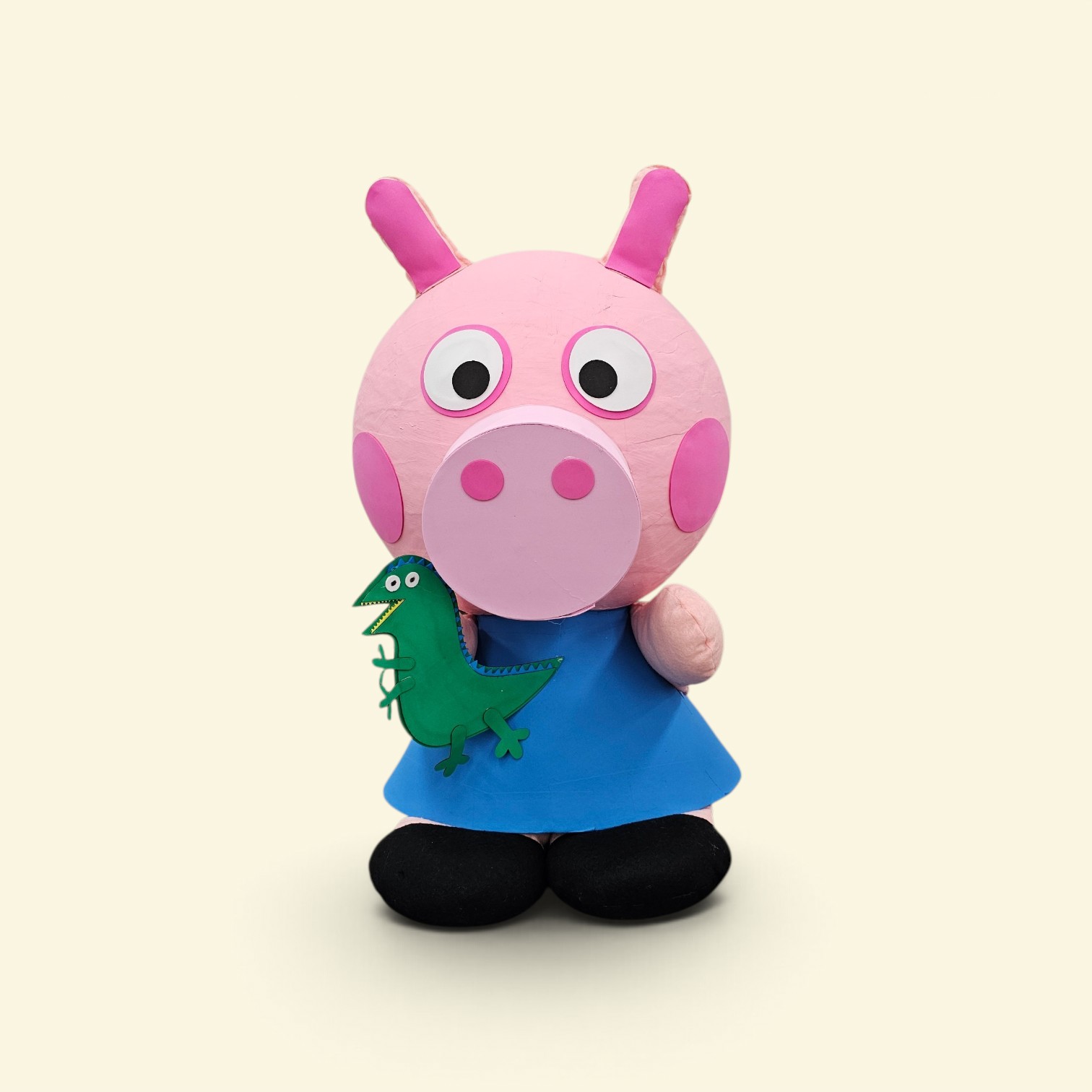 Piñata de George — Hecha a mano