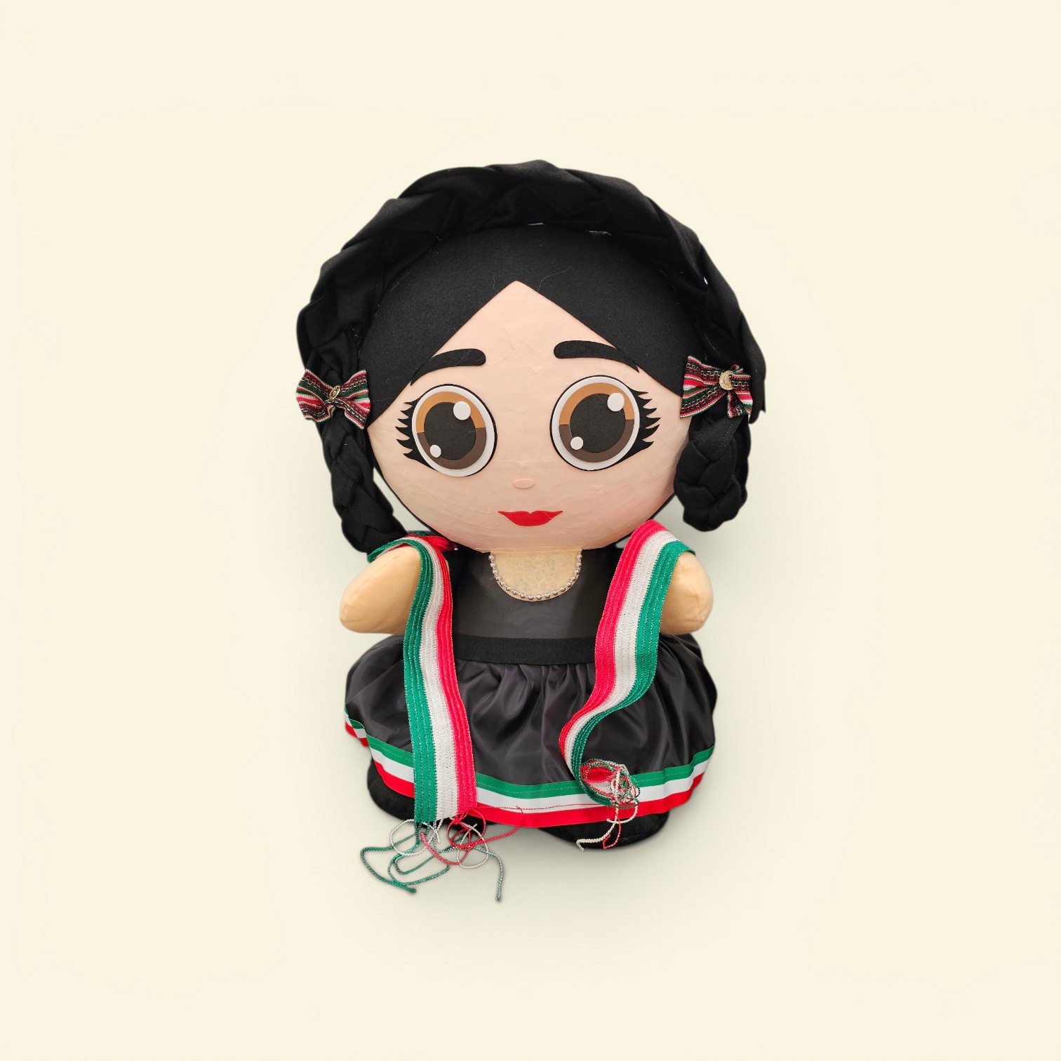 Piñata de Linda Mexicana Vestido Negro — Hecha a mano
